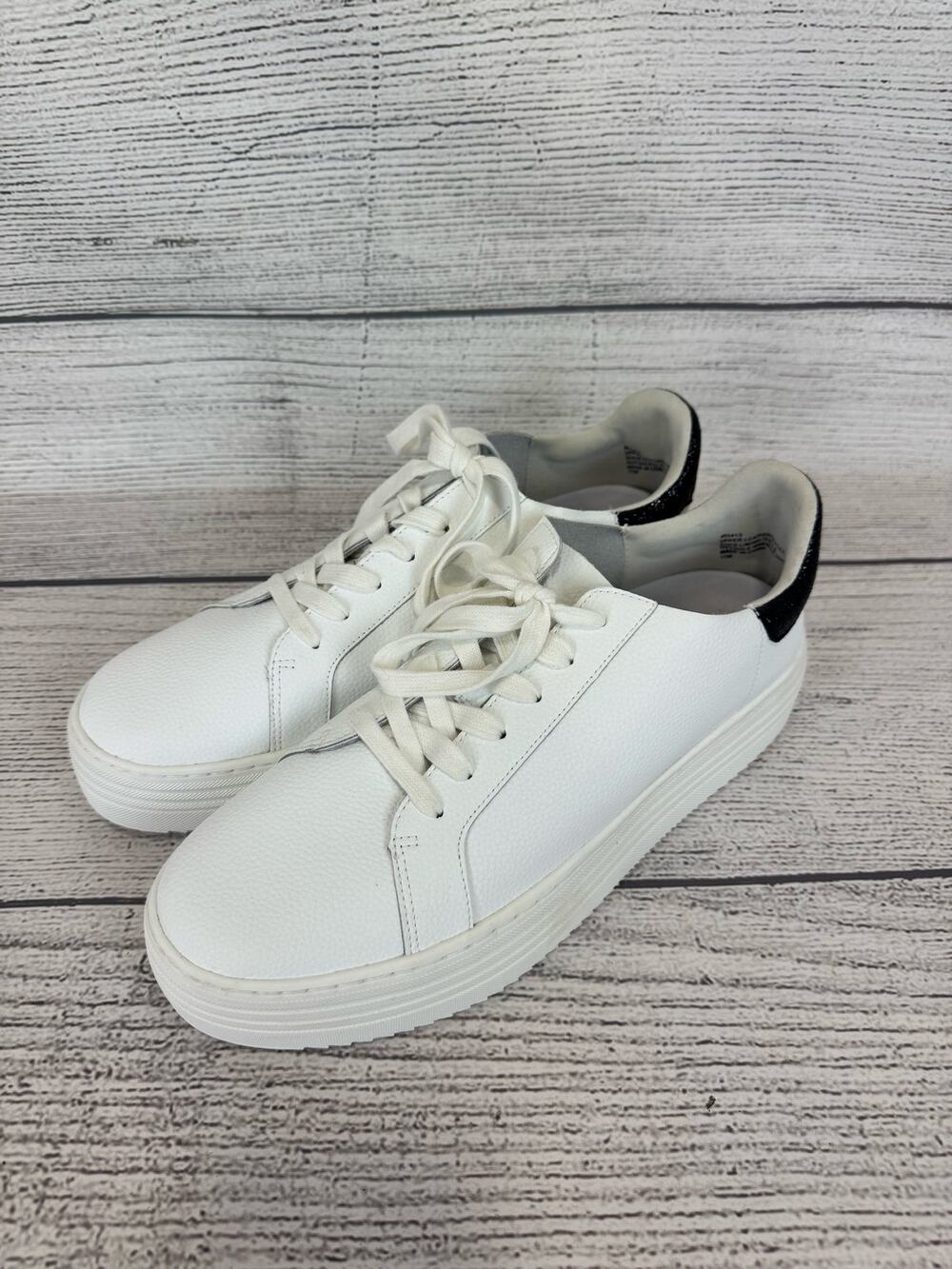 Joy Performance Women's White & Black Glitter Comfort Leather Sneakers Size 11